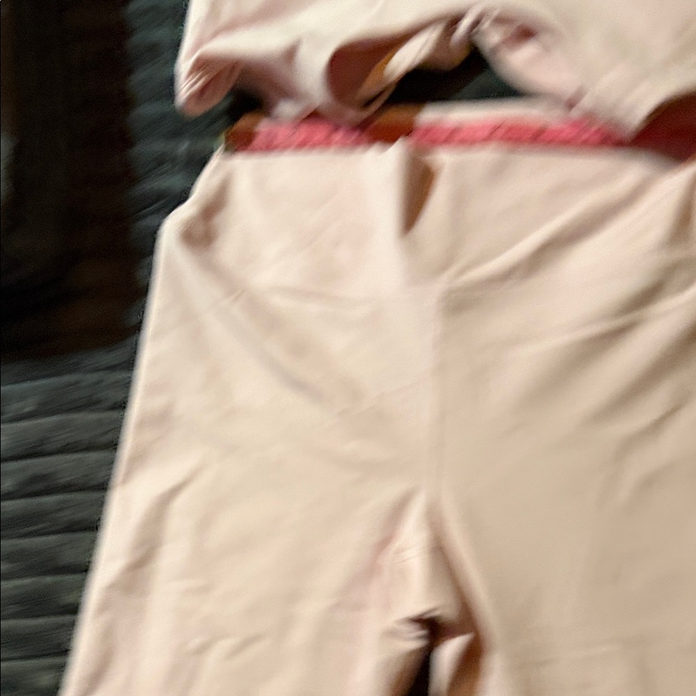 Harmony Balance tank and high waist legging set - Picture 7 of 13